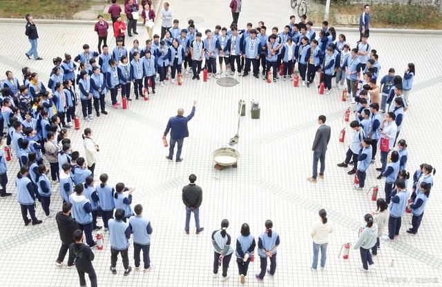 上海十大名校中学,前十名上海中学