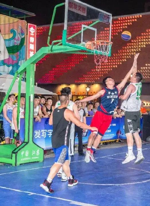 你好夏夜!来“特区1980”,体验湖里的创意夜生活~