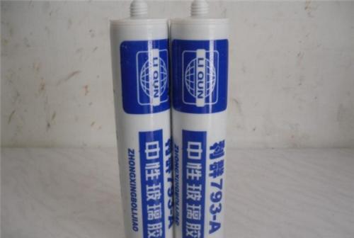 室内玻璃胶要不要防霉的,玻璃胶在室内有什么危害