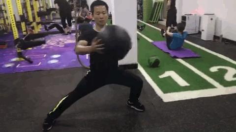 膝盖积液软骨损伤如何恢复,膝盖软骨磨损有积液