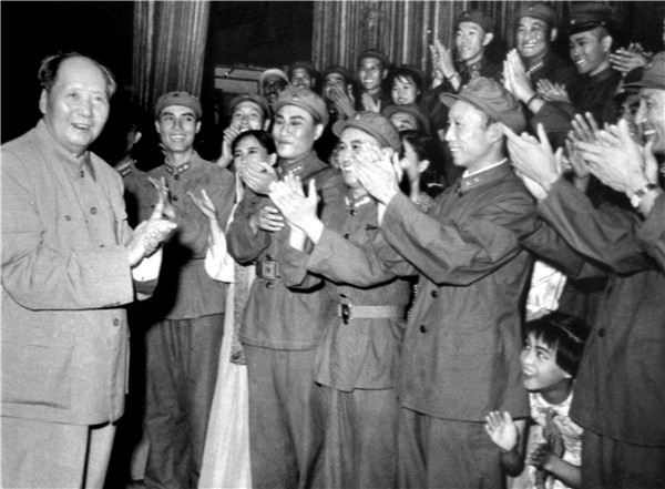 毛*东泽**：一看到百姓受苦忍不住伤心流泪