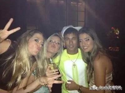 罗纳尔迪尼奥被判几年,罗纳尔迪尼奥领衔的巴西