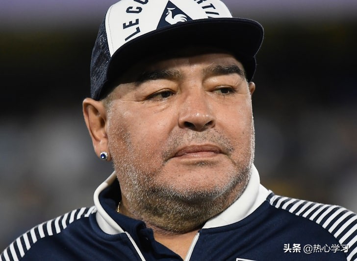 世界足坛缅怀马拉多纳,足球界马拉多纳的光辉时刻