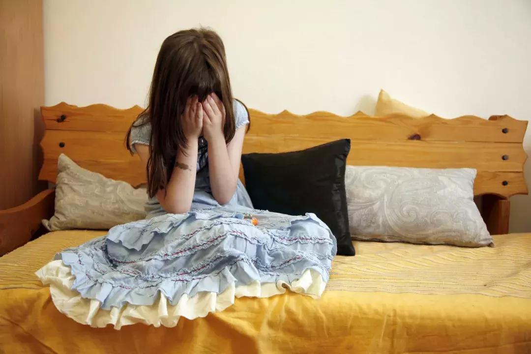 四岁女宝宝说小便地方痒用什么药,四岁女宝宝说小便地方痒和痛