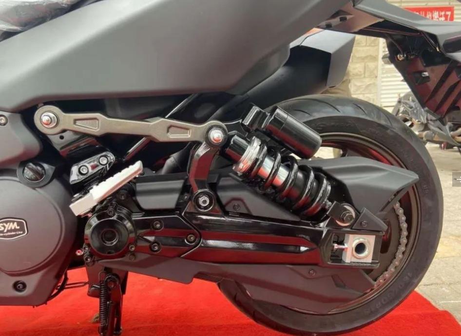 台湾三阳踏板摩托车500cc的价格,三阳tl500双缸踏板视频评测