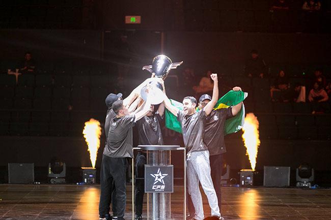 中国CF再丢世界冠军,网友感慨和中国男足差不多