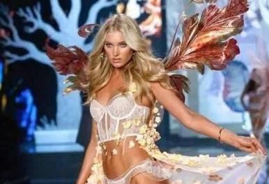 维密天使走秀期间大姨妈到访怎么办？超模不愧是超模