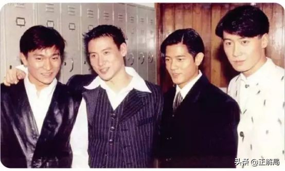 棣欐腐鏈嶉グ鐧惧勾鍙樺寲,涓浗棣欐腐鏈嶈鍙樺寲