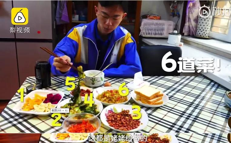 孩子发烧妈妈被家人责怪,孩子发烧姥姥不让喂药