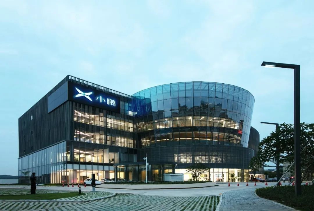 小鹏p7汽车智尊版2021款价格,试驾小鹏p7有挡位吗