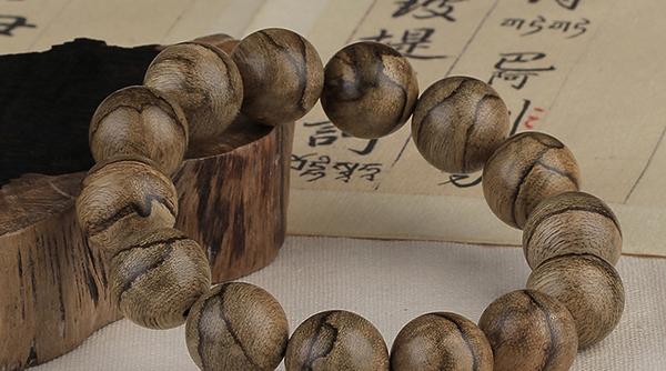 沉香手串珠子颗数的讲究,沉香手串珠子一般多少颗
