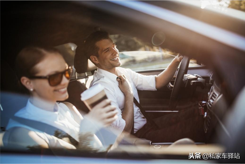 丰田皇冠说停产又不停产了！这情怀单买不买？