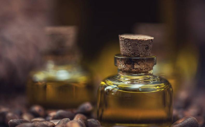 从来不喷香水的女生,不爱喷香水的女人