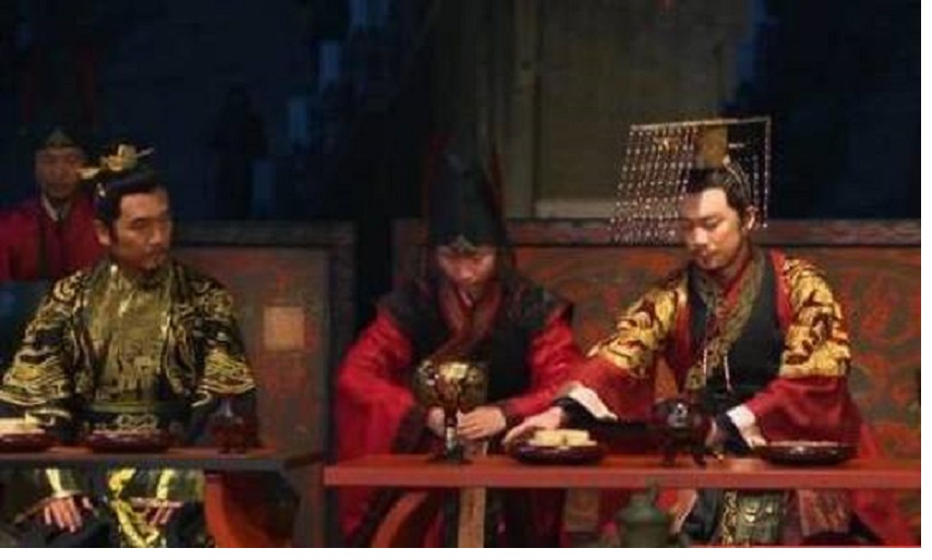 鸩酒是一种什么酒,饮鸩止渴中的鸩是指什么鸟