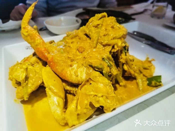 请问选大螃蟹怎样的才好吃,挑螃蟹最好吃的方法