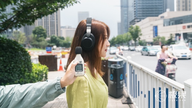 高级感耳机推荐,头戴式超级隔音的耳机推荐