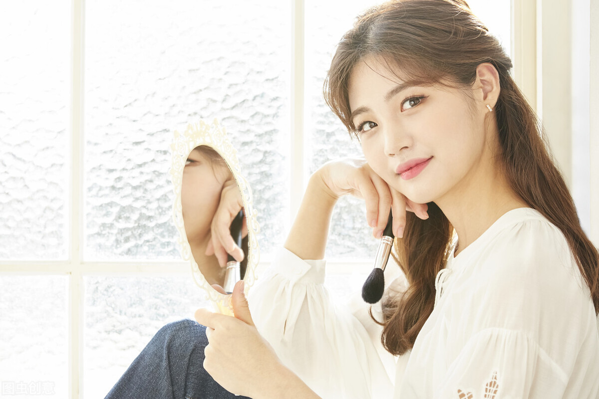 故事：闺蜜来我家后想*引勾**我老公，聪明的老公想出这一招来对付