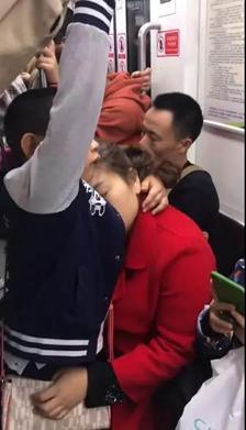 聪明妈妈这样示弱孩子格外懂事,想要孩子变优秀爸妈必须要舍得