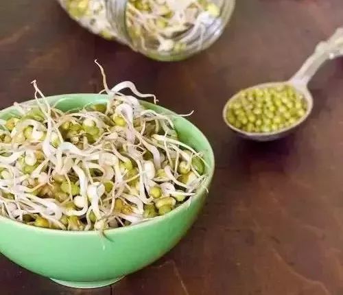 厚衣服怎么处理,厚衣服洗了怎么快速干