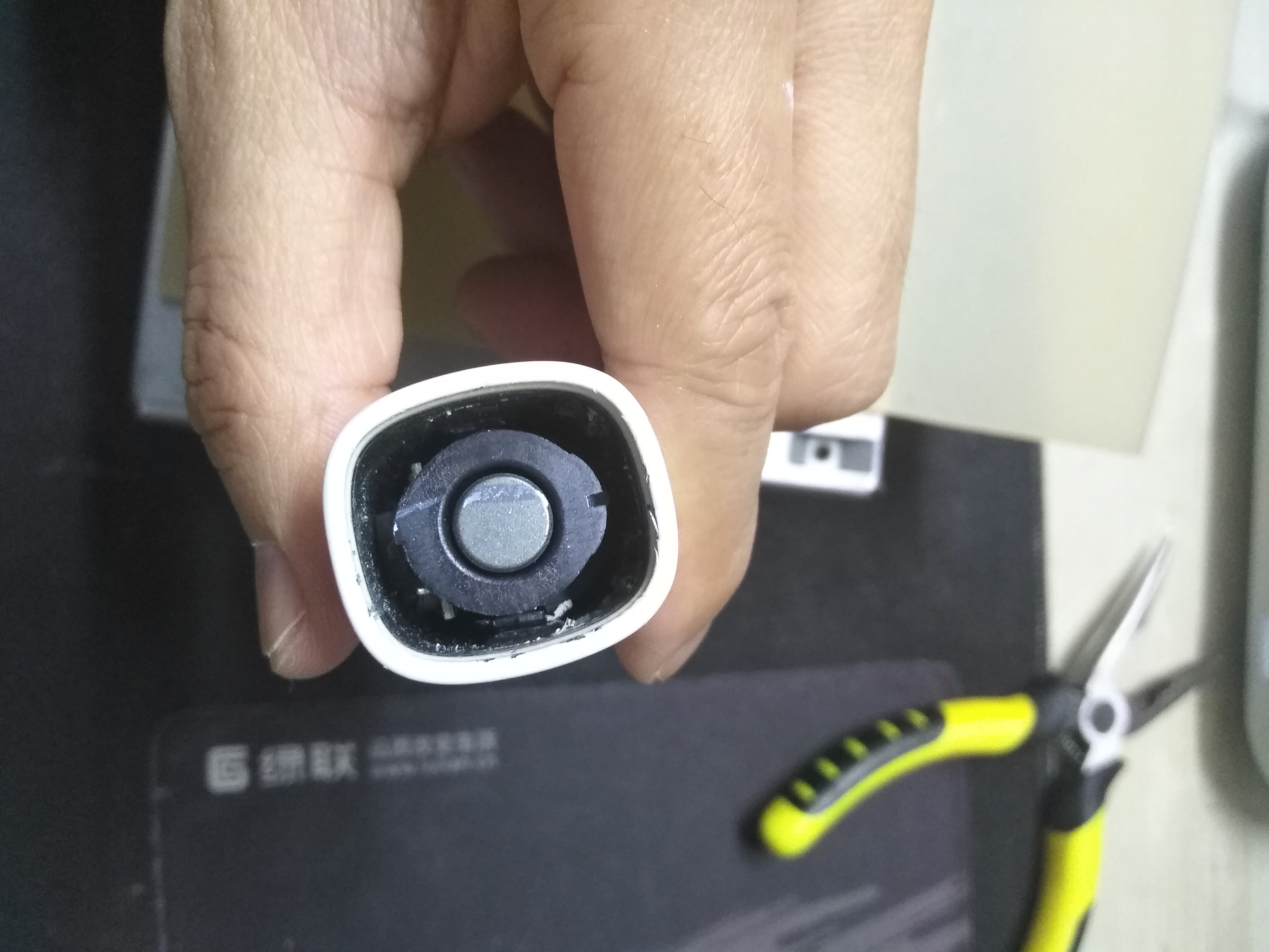 飞利浦电动牙刷6731维修,飞利浦hx99电动牙刷坏了怎么处理