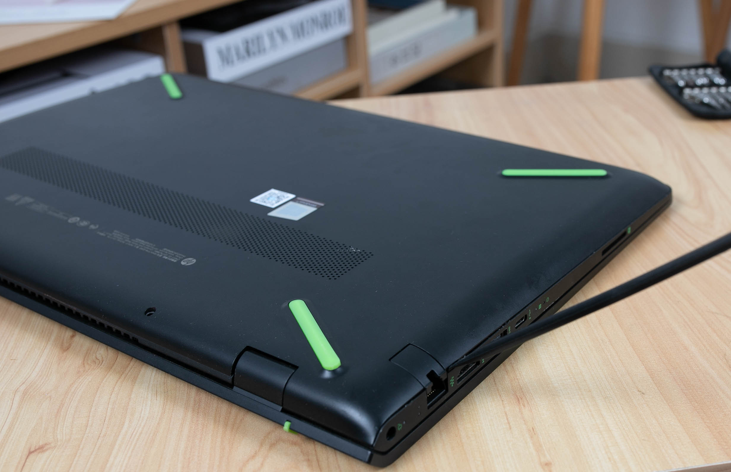 笔记本升级SSD硬盘，然后不想重装系统：我炸天帮黄小贝说可以