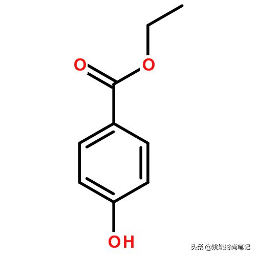 白色t恤漂白红了然后又变黄,白t恤发黄用盐水可以洗白吗