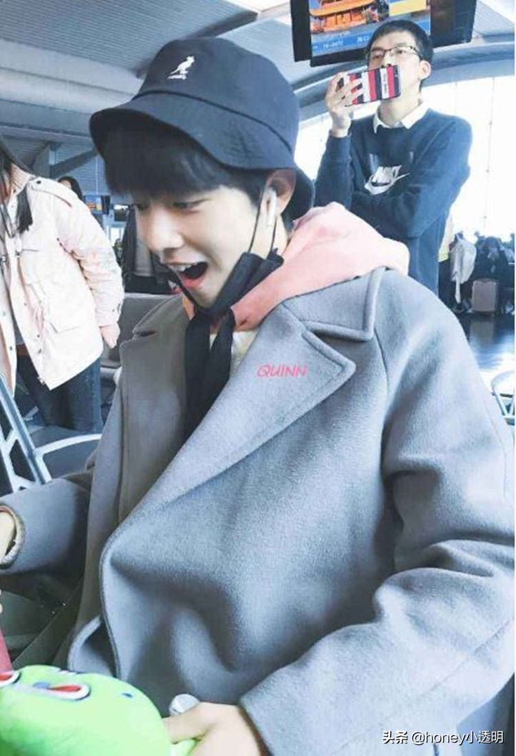 肖战同款毛线帽怎么戴好看,肖战帽子推荐