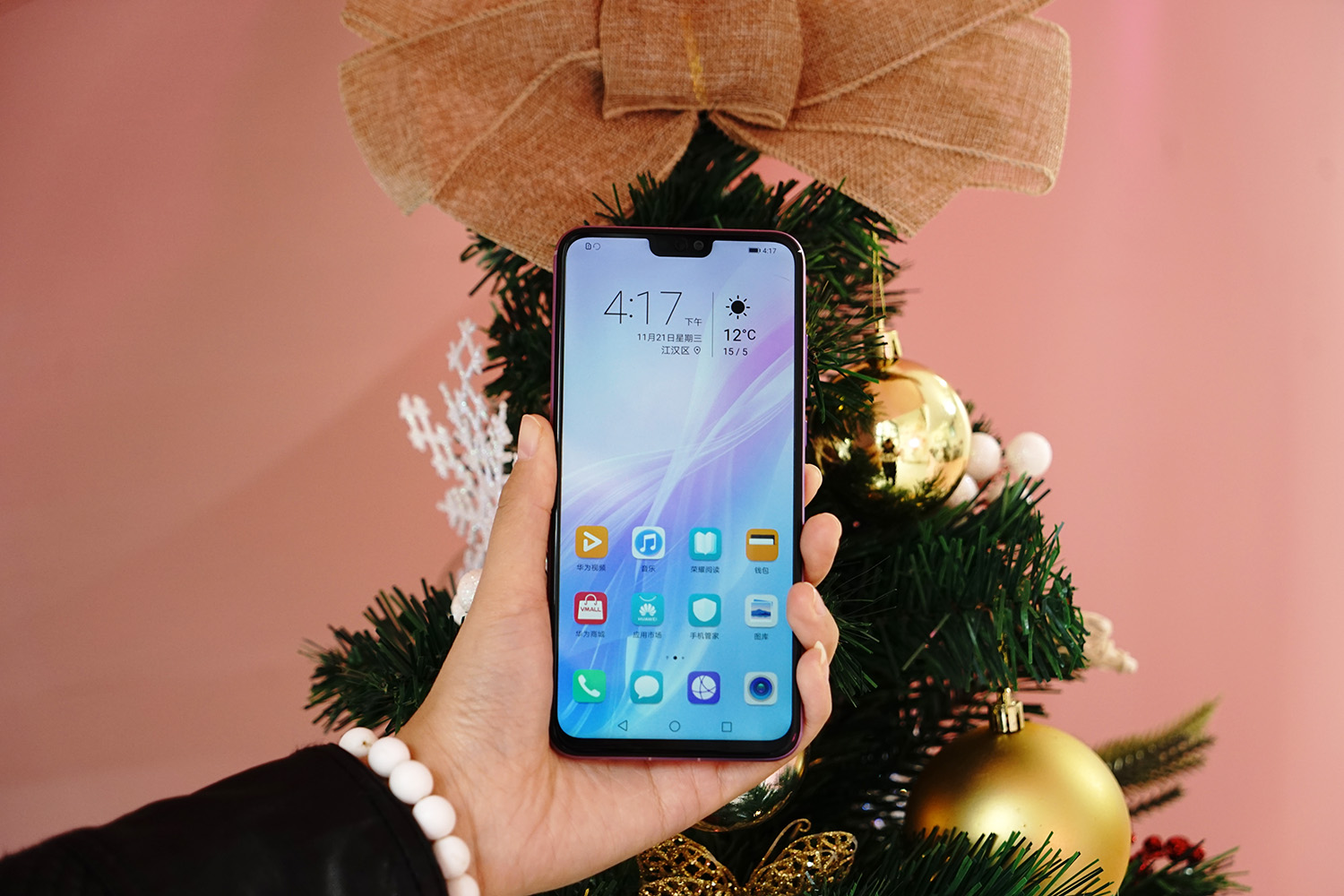 荣耀8x梦幻紫男生用,荣耀8x刚出有什么颜色