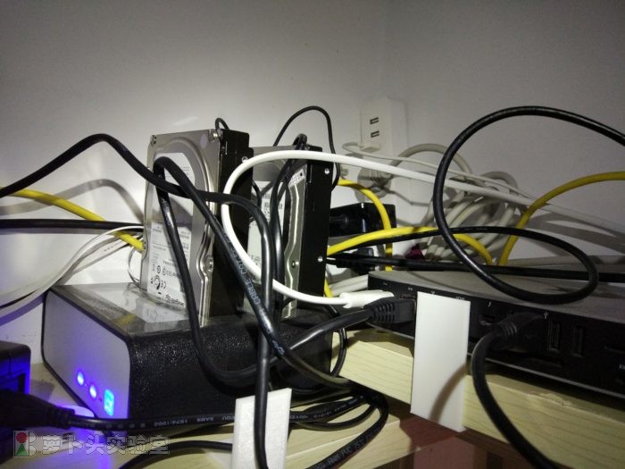 移动硬盘最低电压,移动硬盘怎样节省空间