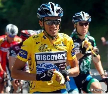 为什么赛场上总是能看见运动员吃大香蕉？