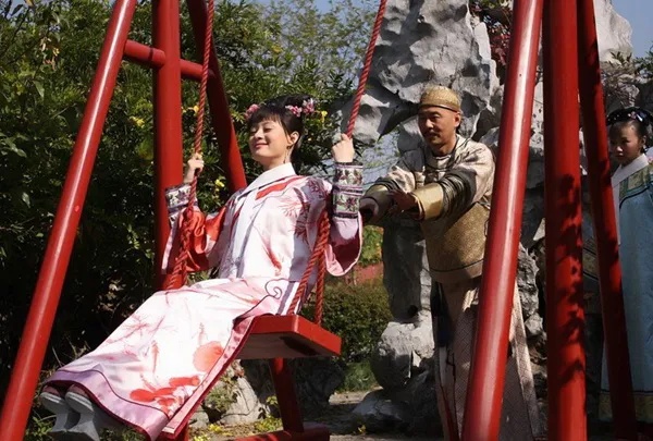 甄嬛传大结局甄嬛对谁最好,甄嬛传其实最后的赢家并不是甄嬛