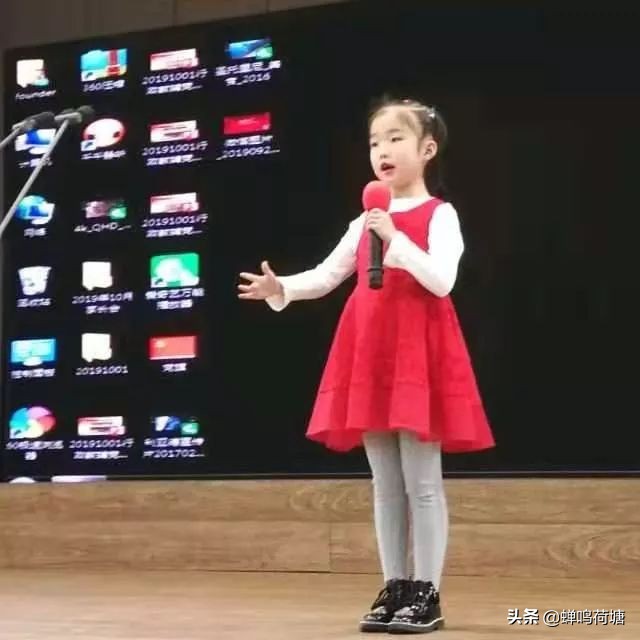 来自全国各地的优秀小主播隔空合诵《我是湖北人》