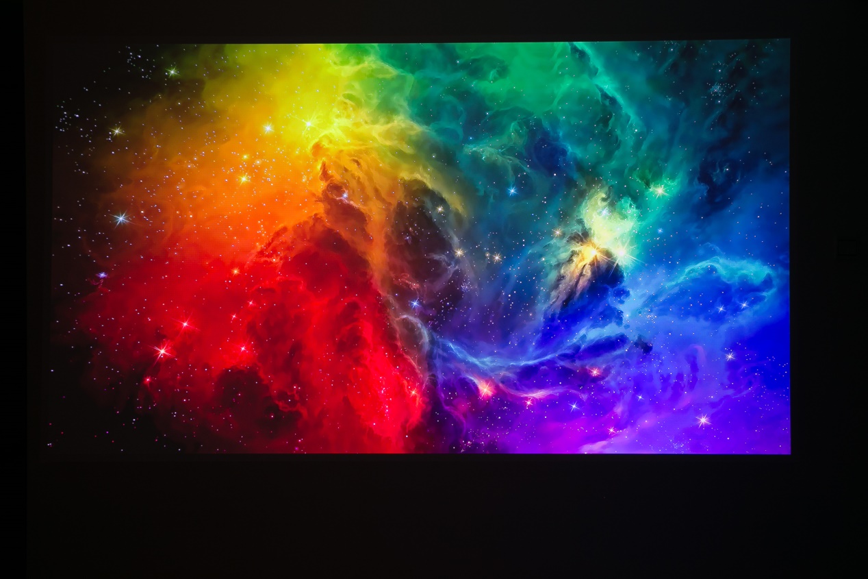 坚果j9白天测试,坚果j9幕布