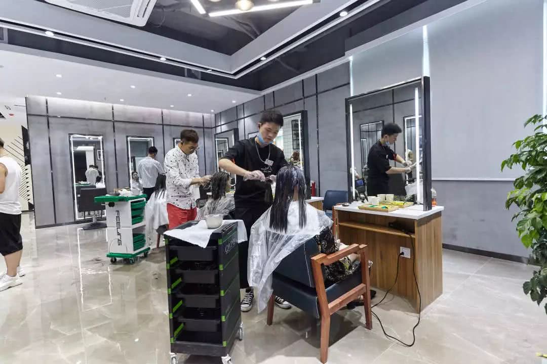 海珠区网红女装加工厂,广州海珠网红孵化机构