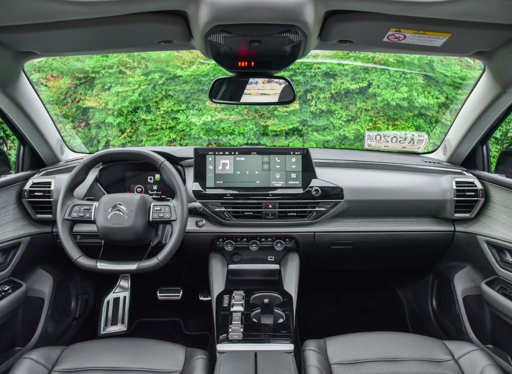 凡尔赛c5x哪款车最值得购买,自驾游旅行车哪个最好