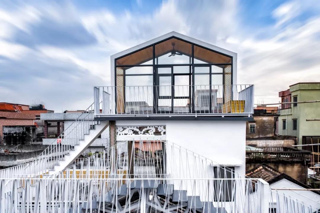 居民楼改造成民宿,老楼改造民宿