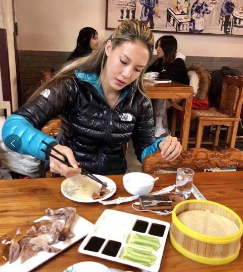 16岁女子加入中国国籍,16岁少女放弃美籍想加入中国籍