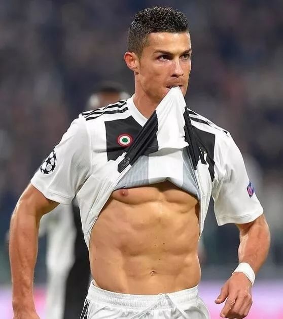 梅西和c罗欧冠直接交手,c罗梅西欧冠数据对比表图解