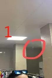 一女子在女浴室偷拍被抓现行,桂林某景区摄像头