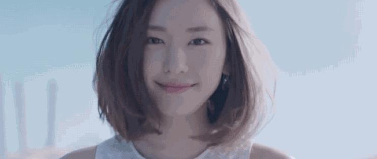 头发碎枯燥蓬松又炸怎么办,头发毛躁蓬松碎头发多怎么办