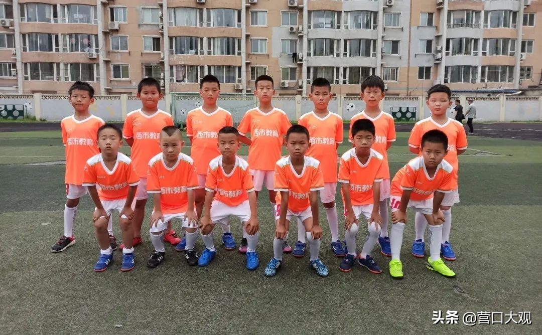 校园足球联赛西乌小学生,小学校园足球联赛夺冠信息报道