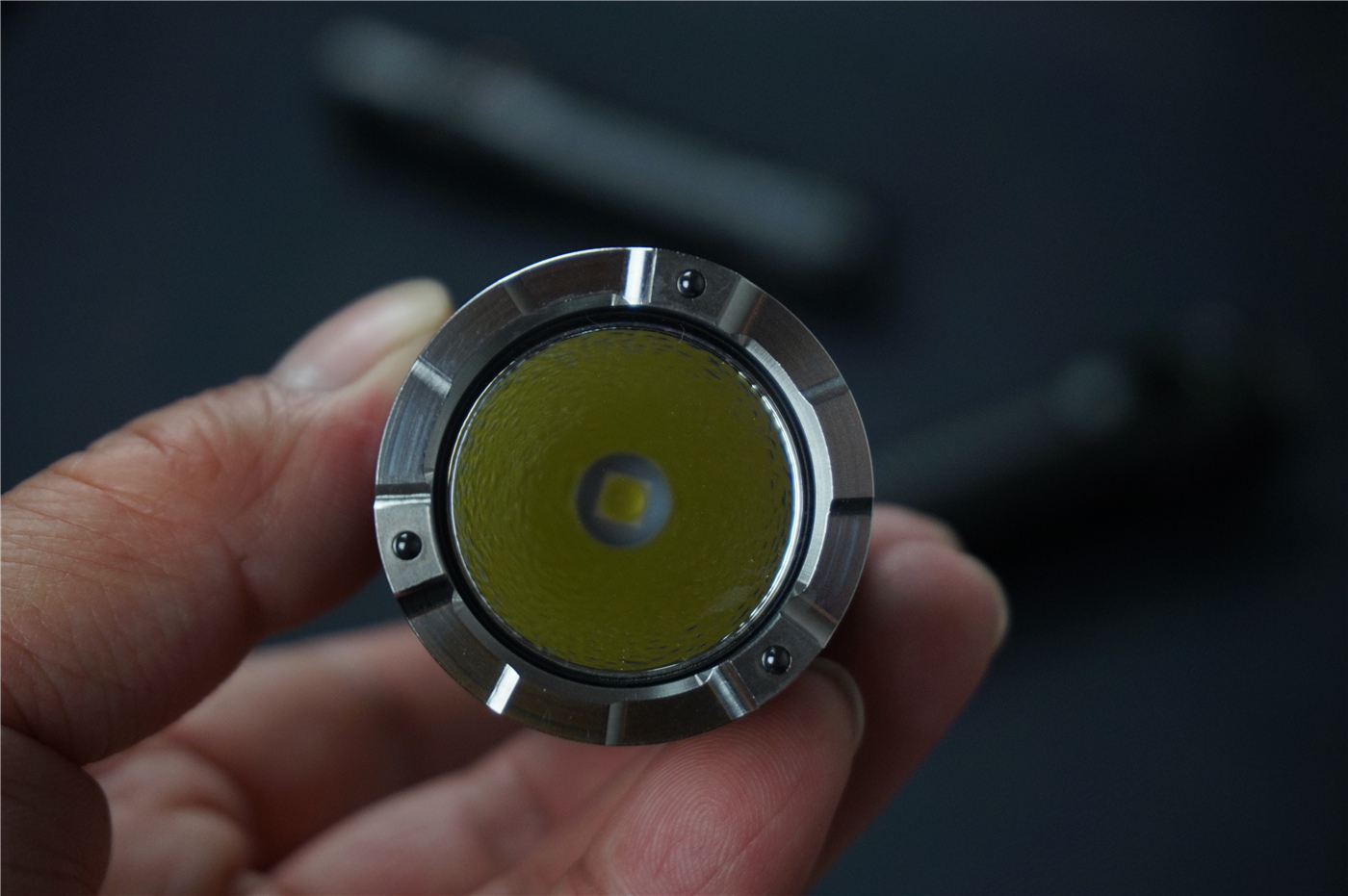 纳丽德p80手电使用时间测评,纳丽德手电p80测评