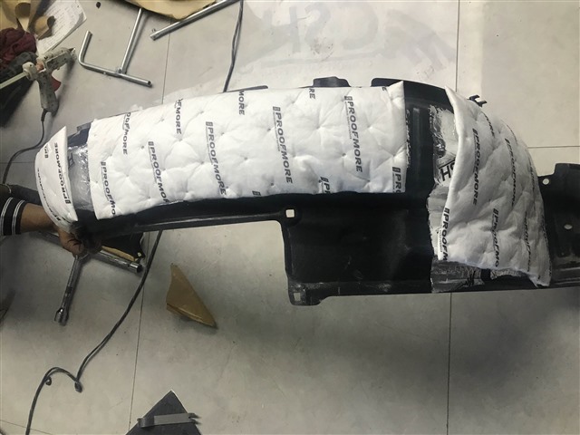 车内呕吐异味去除方法,车内去异味放什么最好