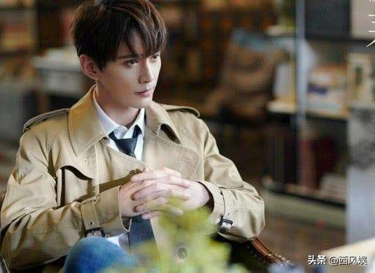 被“卖”到了香港，后自己把自己“买”了出来，太曲折，今已成名