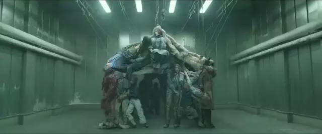 大尺度神作首映吓跑100人，你能忍到几分钟？