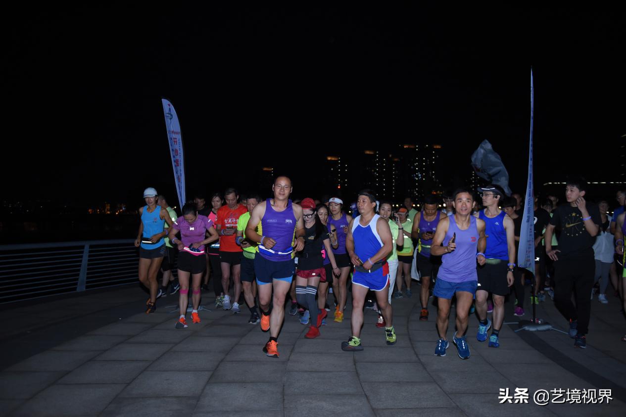 首期浙马训练营携手甬马，穿越历史，夜跑三江口