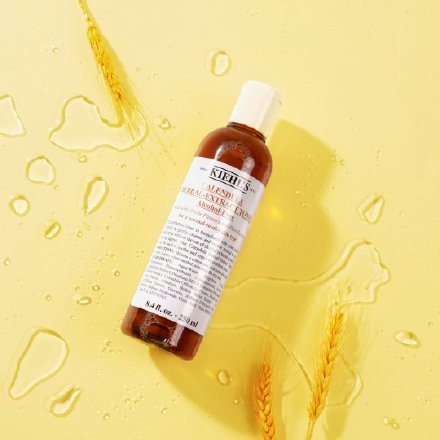 长痘闭口的皮肤适合什么水乳,痘肌脸上干起皮用什么水乳