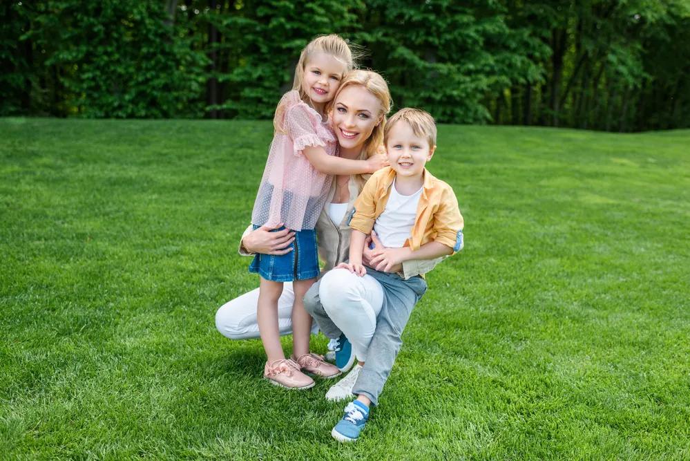 走路总是摔跤、上下楼梯困难——孩子到底怎么了？