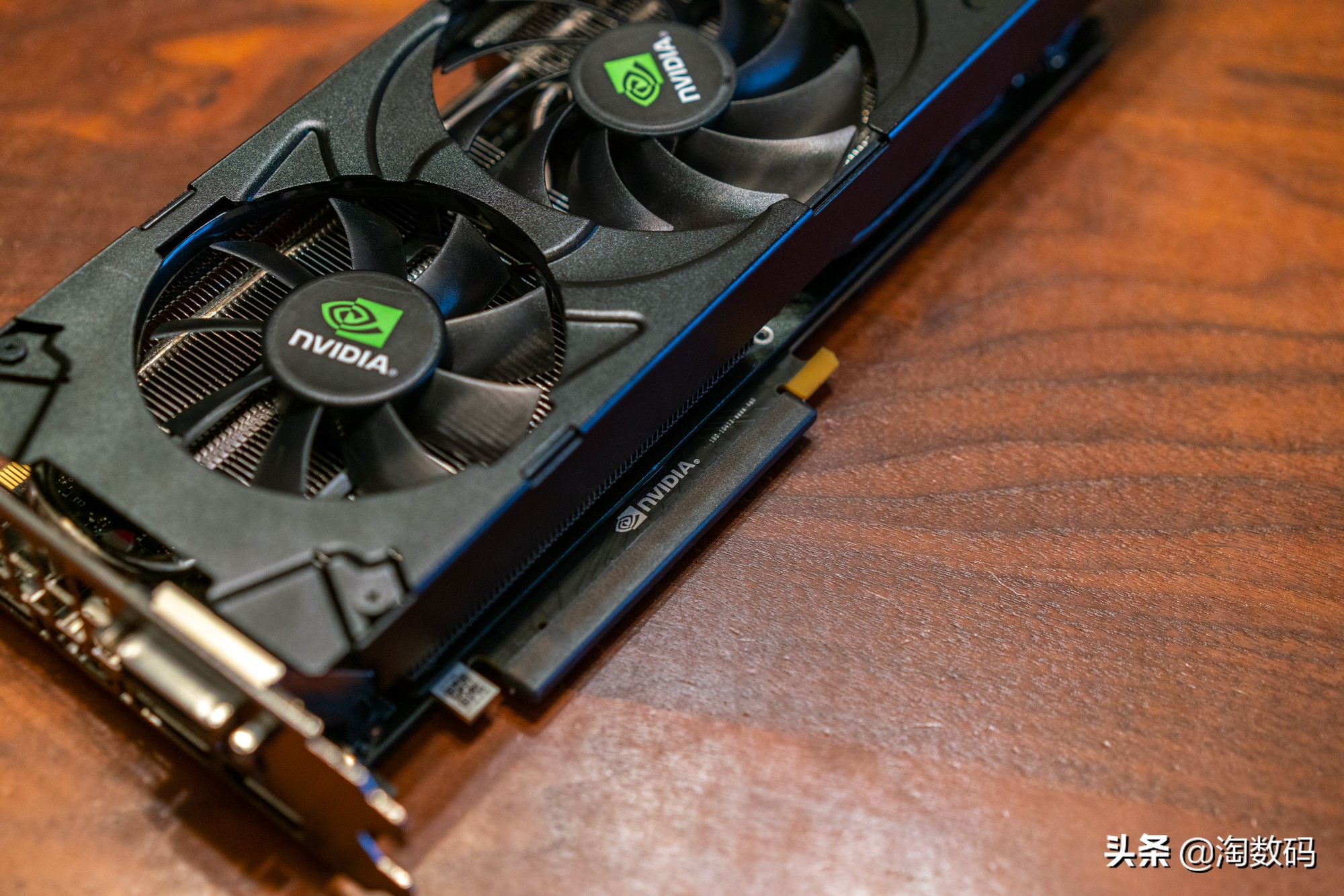 Tony玩显卡：1549买张GTX10808GB，是否胜过同价GTX1660Super？