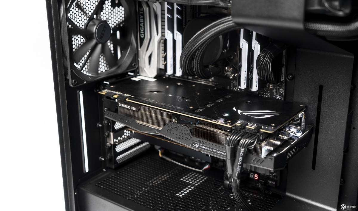 256内存黑苹果,苹果12大型翻车视频